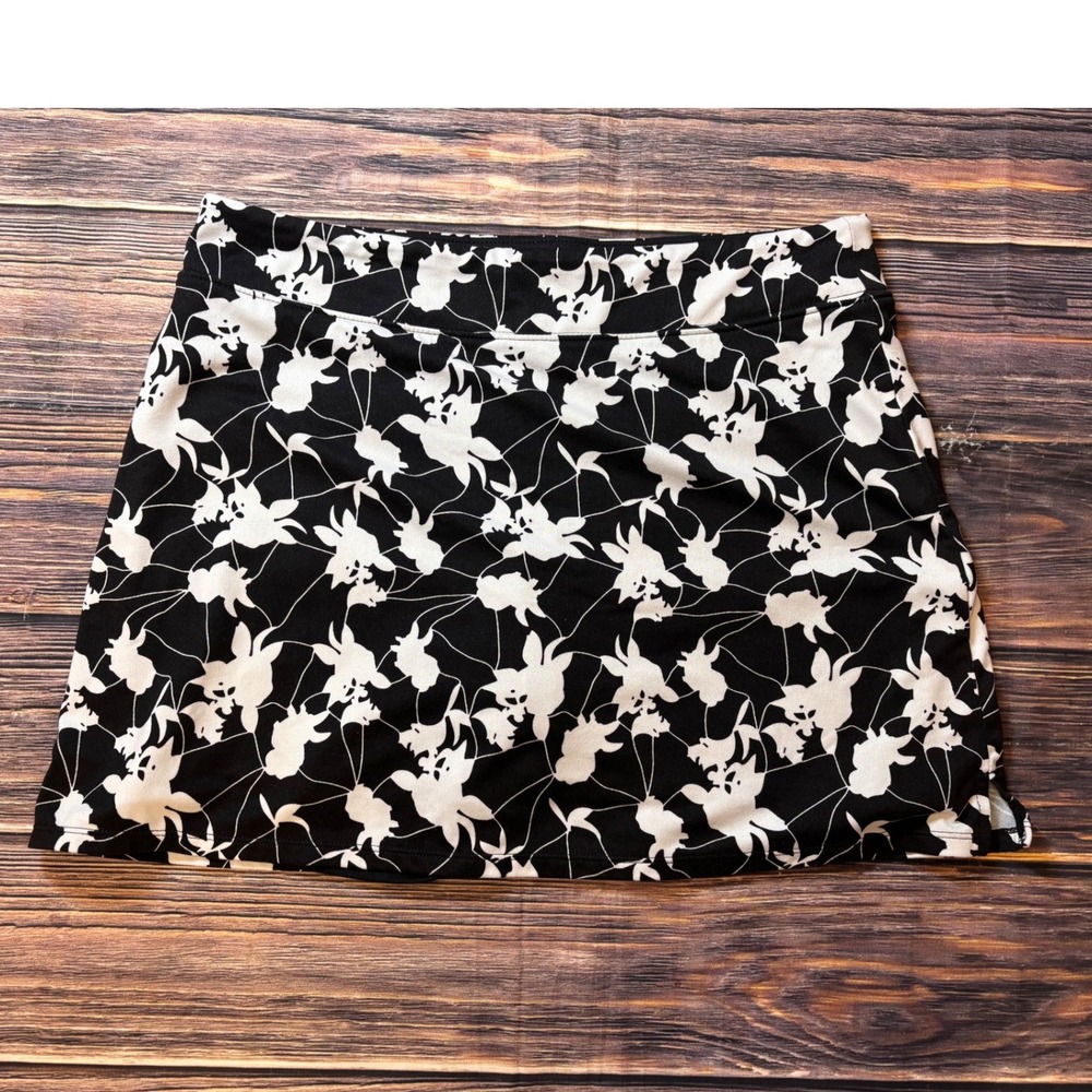 Tranquility by Colorado Clothing Skort Womens M Black White Floral Tennis Golf